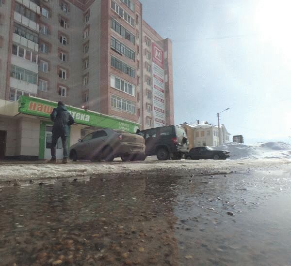 Банкомат Банка «ФК Открытие» по адресу ул. Красноармейская,  д. 111